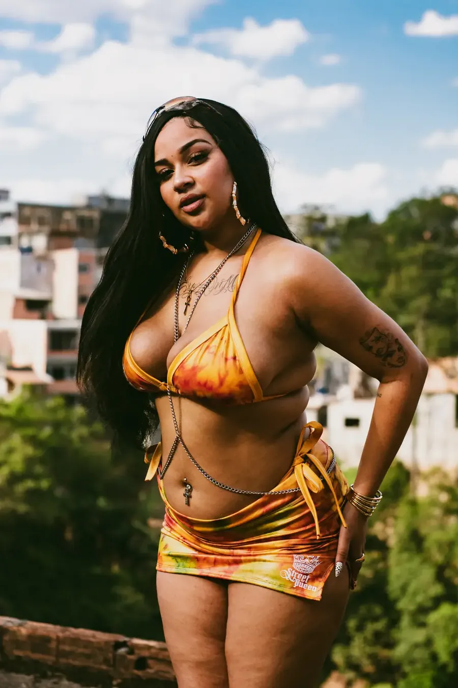 Biquíni realeza periférica laranja solar — foto 2